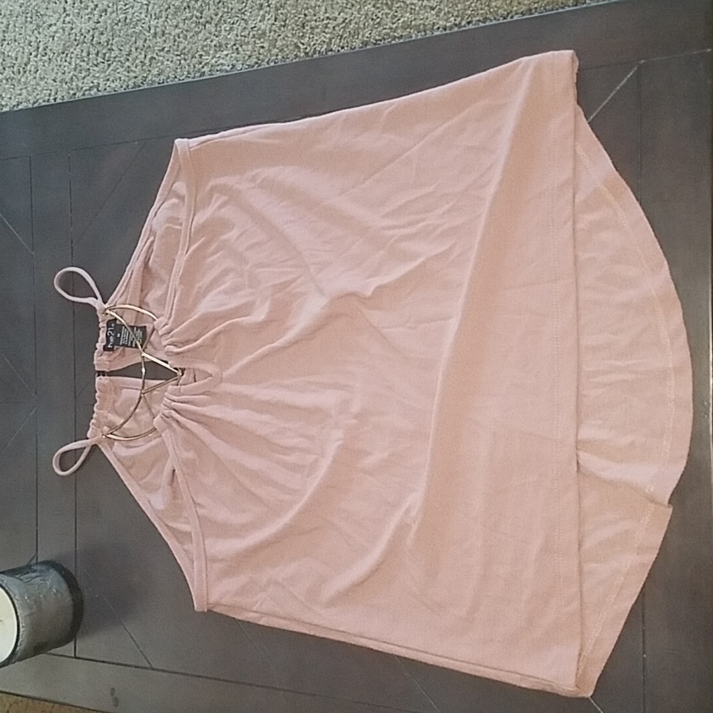 3 for $10 :Mauve Tank Top w/ Gold Neck Piece